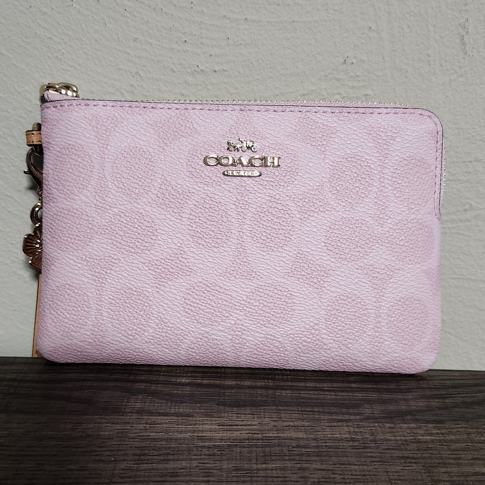 Coach Powder Pink Corner Zip Wristlet. Nwt